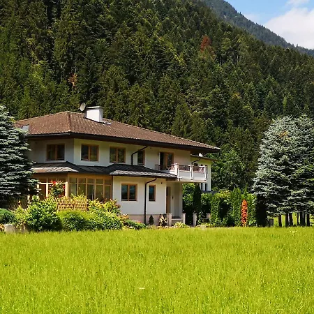 Kampfl Konukevi Fügen