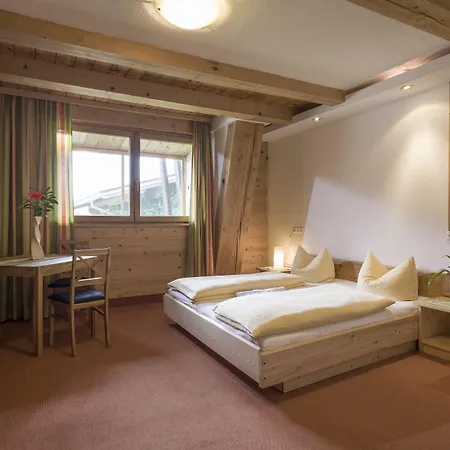 Kampfl Konukevi Fügen