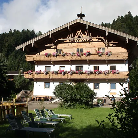 Kampfl Pensjonat Fügen