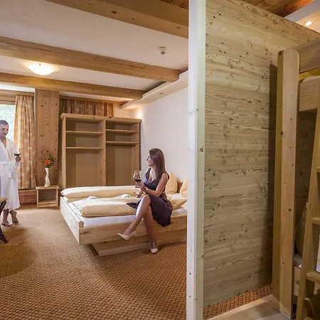 Kampfl Guest house Fuegen