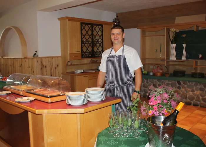 Kampfl بيت ضيافة فغن