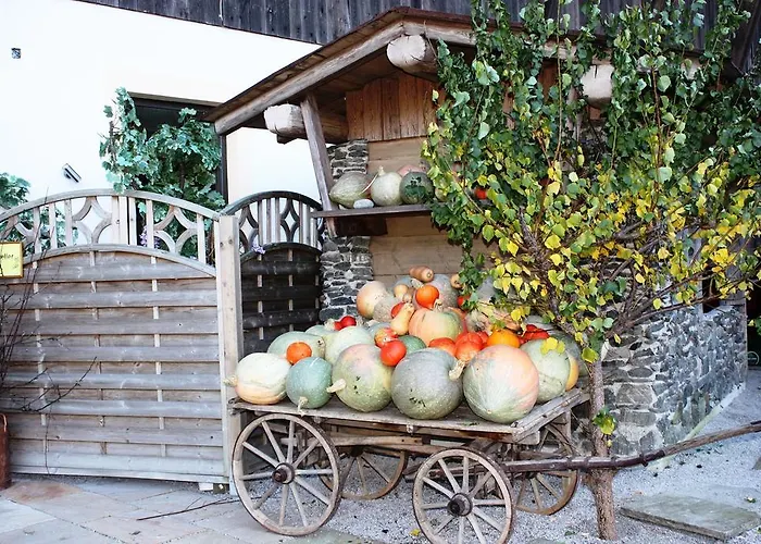 بيت ضيافة Kampfl 4*